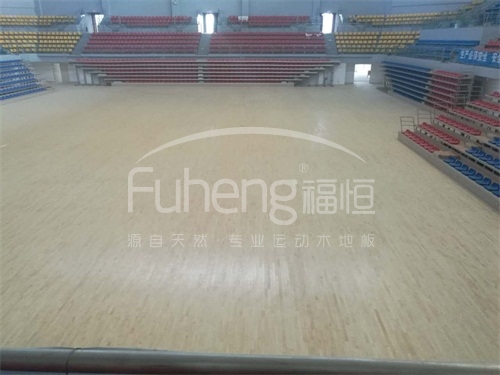 体育木地板